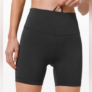 Lululemon Wunder Train High-Rise Short 6"